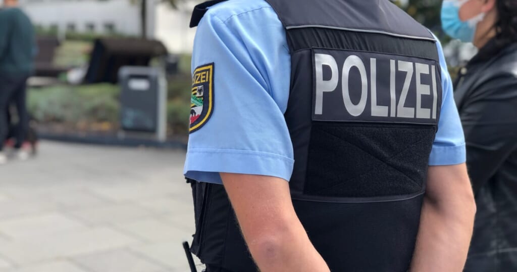 警察