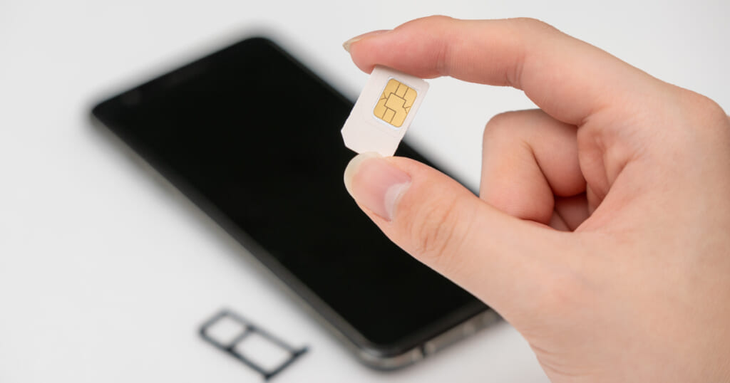 スマホとSIMカード