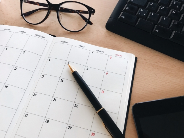 カレンダー、いつ